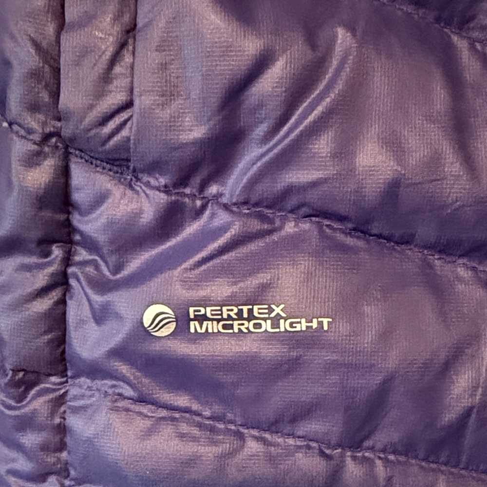 Helly Hansen Purple Quilted Down Puffer Jacket with Red Zipper - Picture 4 of 10